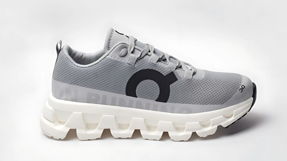 ON CLOUD RUNNING