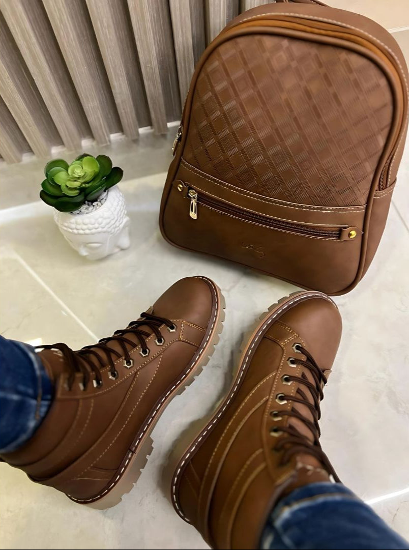 BOTA + MOCHILA JASMIN