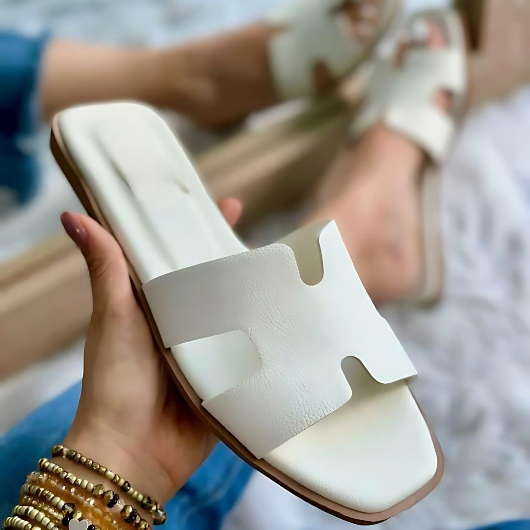 SANDALIA HERMES