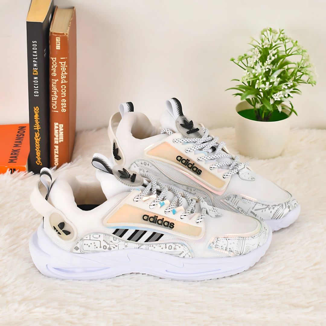 ADIDAS SUPERNOVA
